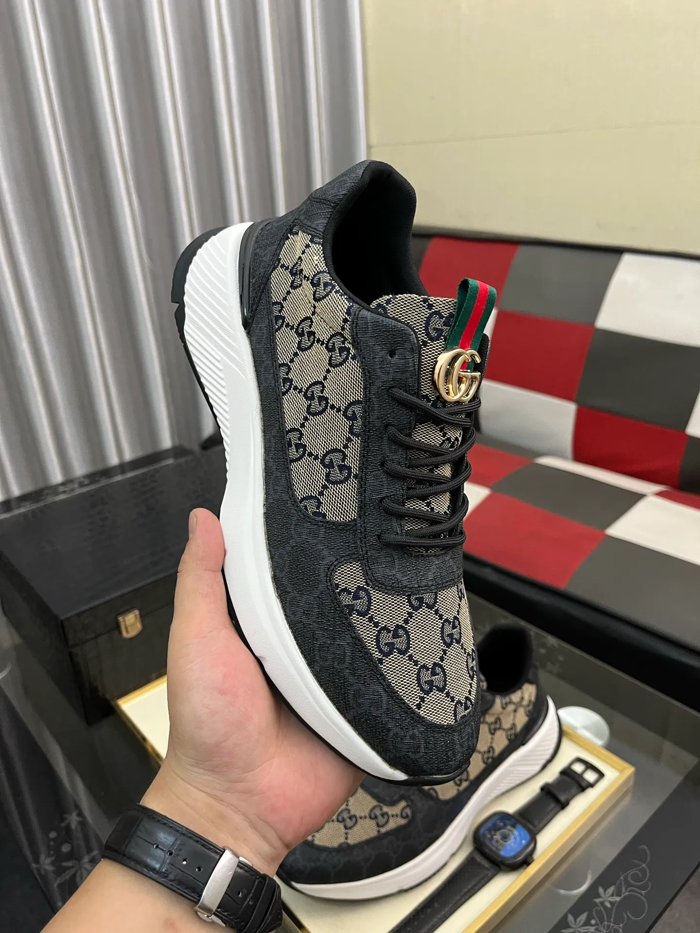 Men's shoes 💰458⌚️⌚️ (GUCCI) Gucci official website men's casual shoes synchronization style, the upper is made of cowhide with imported new brand elements Gucci, showing a good atmosphere, simple design and slip-on style, super versatile, 🐑 leather lining, air-cushion rubber outsole, size 38-442️⃣ colors available